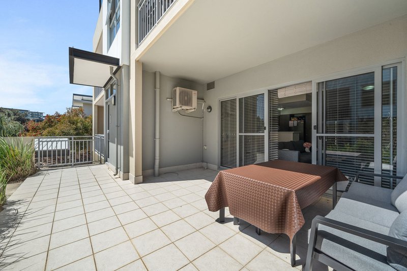 Photo - 25/6 Ibera Way, Success WA 6164 - Image 17