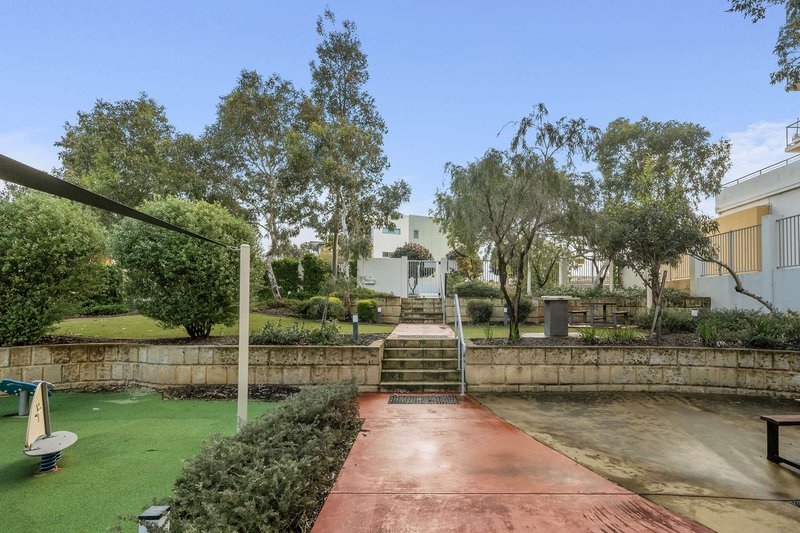 Photo - 25/6 Ibera Way, Success WA 6164 - Image 30