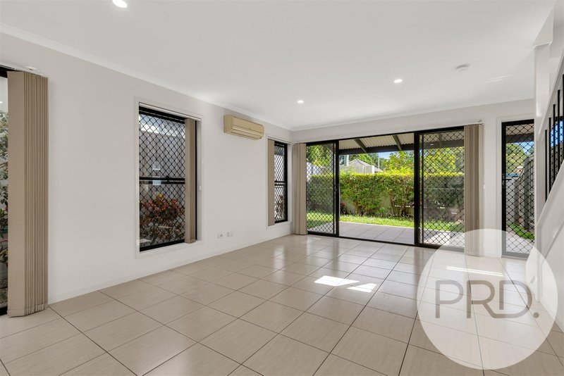 Photo - 2/56 Lovegrove Street, Zillmere QLD 4034 - Image 6