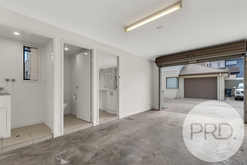 Photo - 2/56 Lovegrove Street, Zillmere QLD 4034 - Image 12