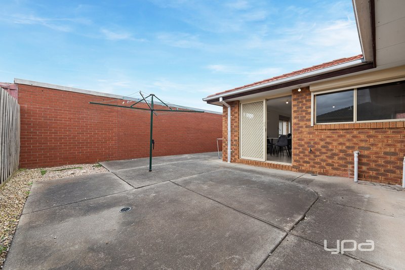 Photo - 2/56 Mark Street, Sunshine West VIC 3020 - Image 11