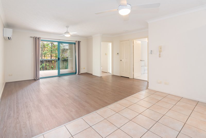 Photo - 2/56 Noble Street, Clayfield QLD 4011 - Image 3