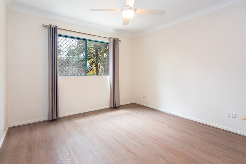 Photo - 2/56 Noble Street, Clayfield QLD 4011 - Image 7