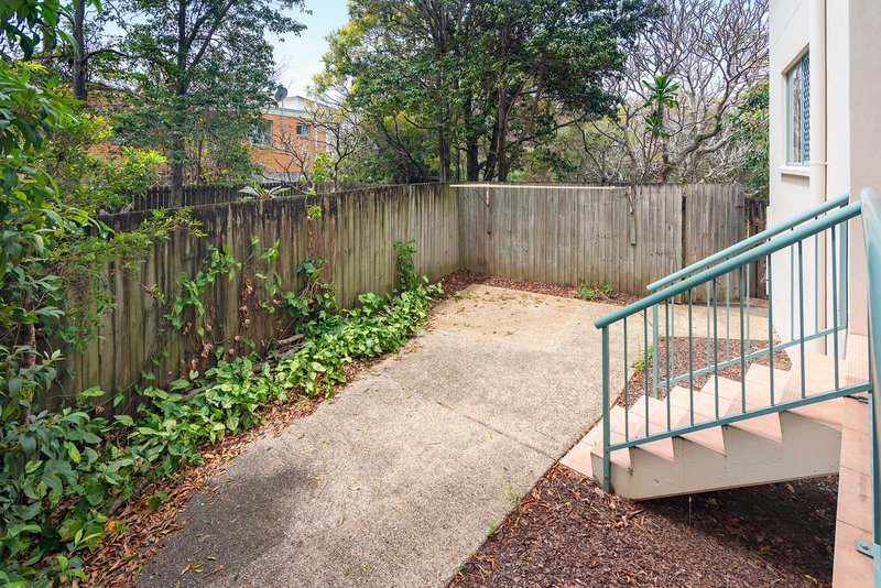 Photo - 2/56 Noble Street, Clayfield QLD 4011 - Image 12