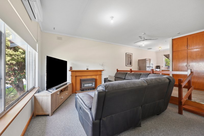 Photo - 2/56 Pine Avenue, Victor Harbor SA 5211 - Image 3