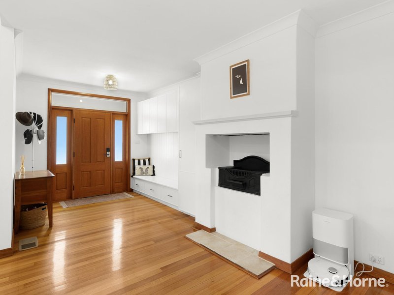 Photo - 256 Piper Street, Bathurst NSW 2795 - Image 9
