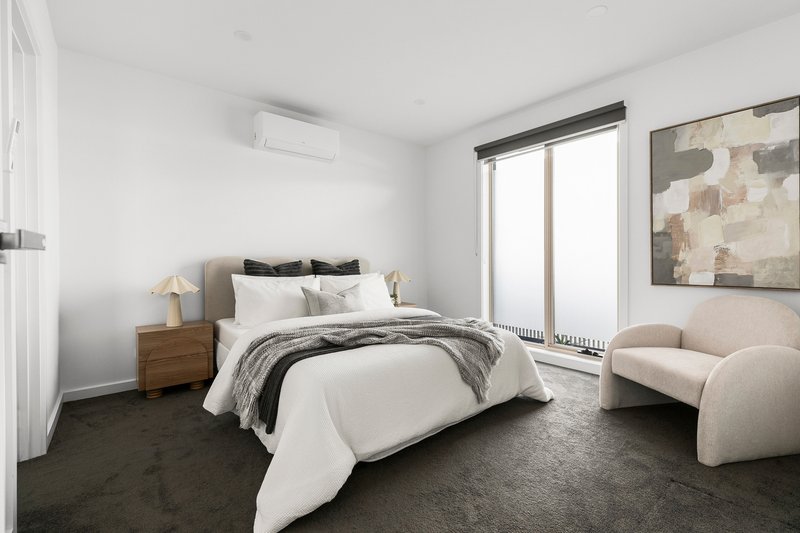 Photo - 256 Reynard Street, Coburg VIC 3058 - Image 3