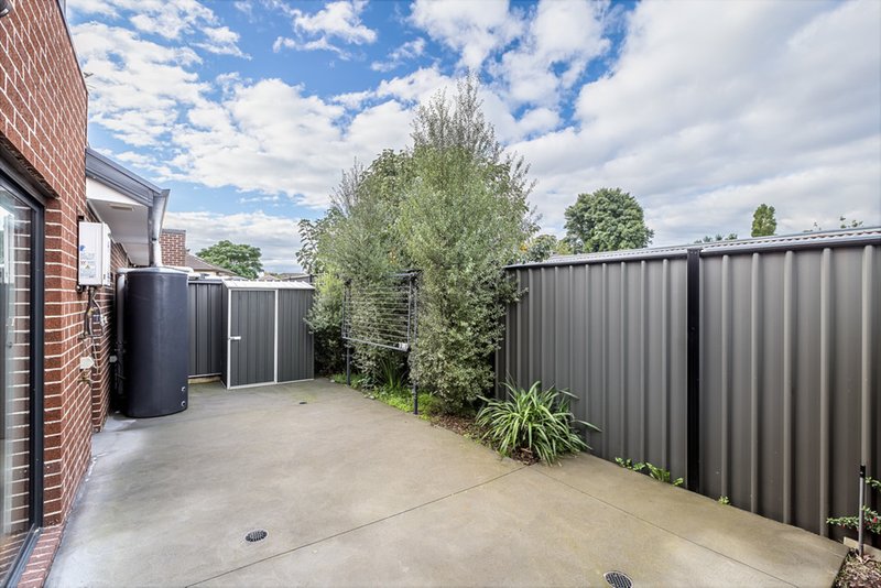 Photo - 2/56 Richards Street, Lalor VIC 3075 - Image 9