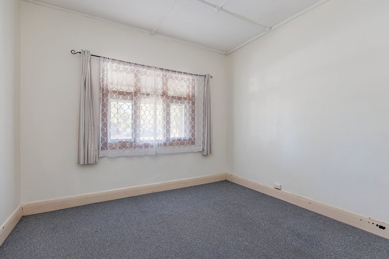 Photo - 256 Sir Donald Bradman Drive, Cowandilla SA 5033 - Image 5