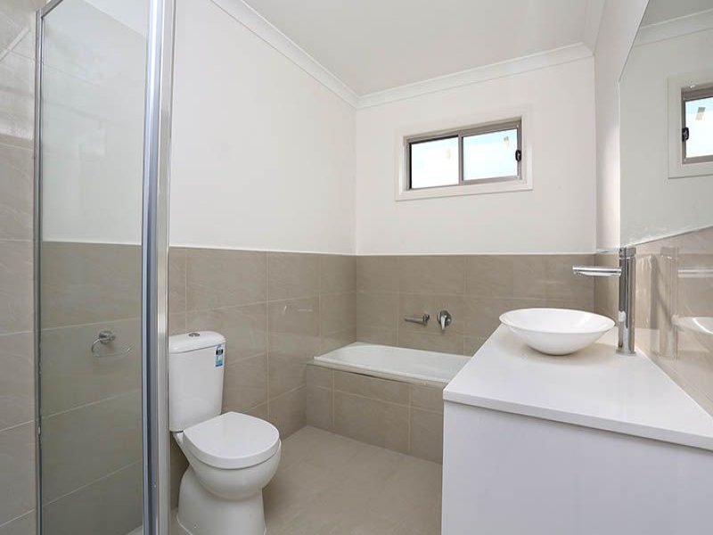 Photo - 2/56 Widford Street, Glenroy VIC 3046 - Image 8