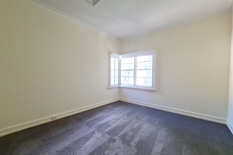 Photo - 2/568 Toorak Road, Toorak VIC 3142 - Image 8