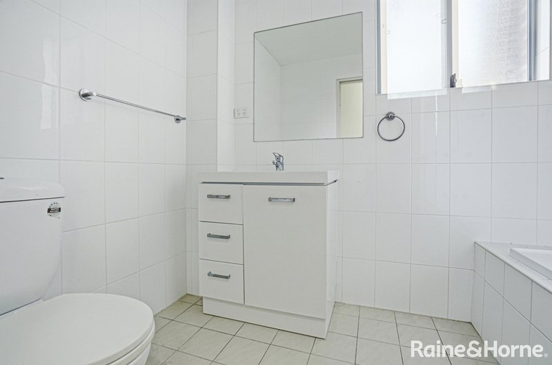 Photo - 25/7-11 Putland Street, St Marys NSW 2760 - Image 9