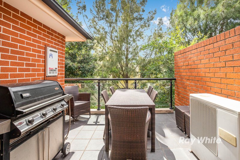 Photo - 25/7-15 Purser Avenue, Castle Hill NSW 2154 - Image 7