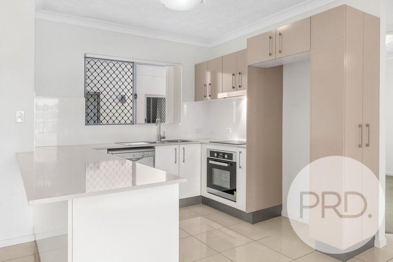 Photo - 2/57 Collins St , Nundah QLD 4012 - Image 7