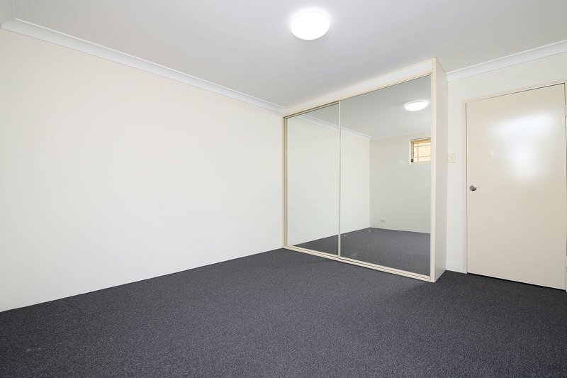 Photo - 2/57 Dutton Street, Bankstown NSW 2200 - Image 4