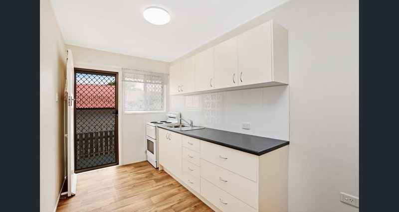 Photo - 2/57 Fairbank Street, Sunnybank Hills QLD 4109 - Image 1