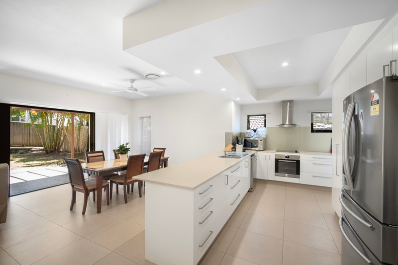 Photo - 2/57 Falconer Street, Southport QLD 4215 - Image 3