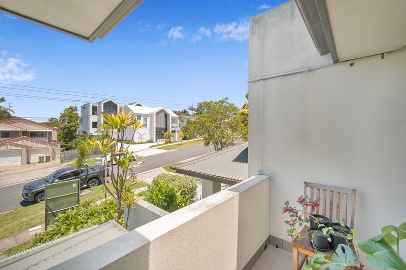 Photo - 2/57 Falconer Street, Southport QLD 4215 - Image 8