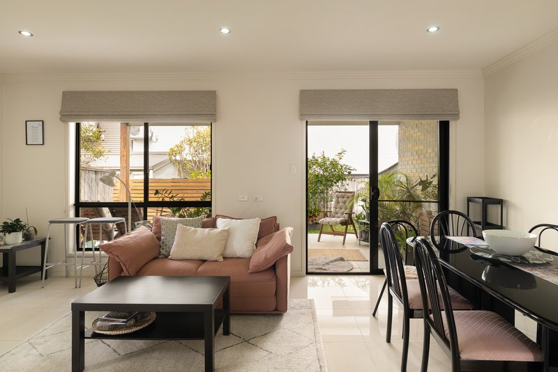 Photo - 2/57 Hodgson Street, Zillmere QLD 4034 - Image 4