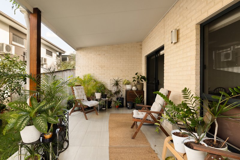 Photo - 2/57 Hodgson Street, Zillmere QLD 4034 - Image 5