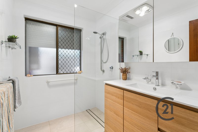 Photo - 2/57 Klingberg Drive, North Haven SA 5018 - Image 10