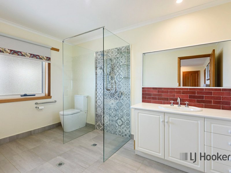 Photo - 257 Penguin Road, West Ulverstone TAS 7315 - Image 10