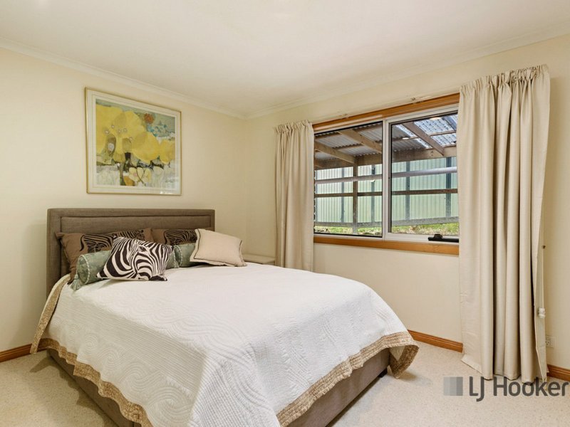 Photo - 257 Penguin Road, West Ulverstone TAS 7315 - Image 14