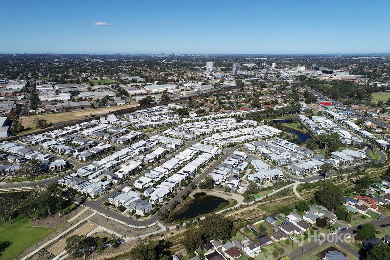 Photo - 2/57 Putters Circuit, Blacktown NSW 2148 - Image 11