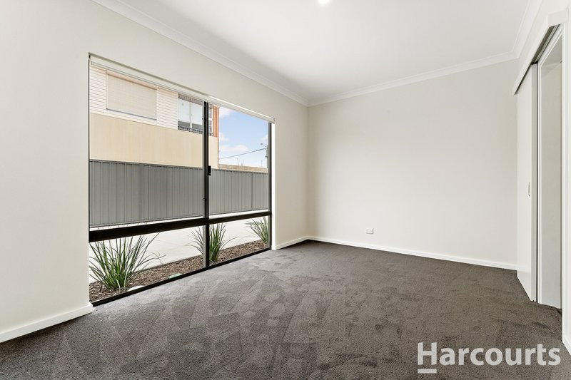 Photo - 2/57 Randell Street, Mandurah WA 6210 - Image 8