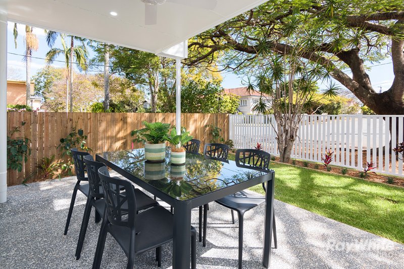 Photo - 2/57 Stuckey Road, Clayfield QLD 4011 - Image 2