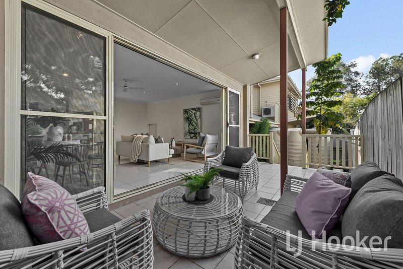 Photo - 2/57 Vallely Street, Annerley QLD 4103 - Image 3