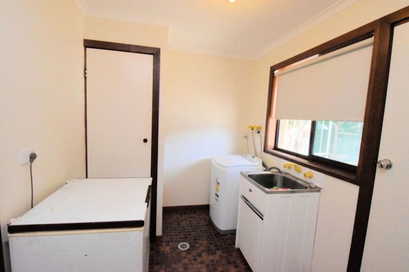 Photo - 257 Victoria Street, Deniliquin NSW 2710 - Image 7