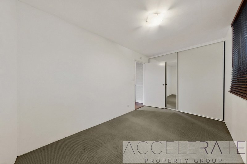 Photo - 2/574 Boundary Street, Spring Hill QLD 4000 - Image 16