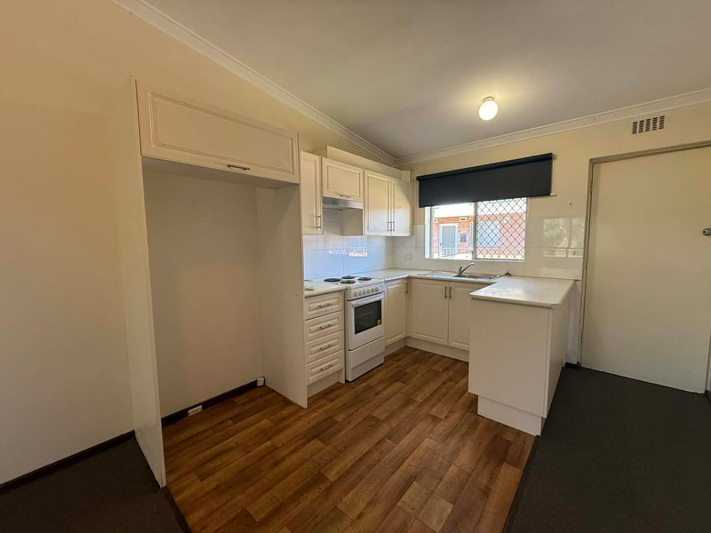 Photo - 25/76 Kent Street, Rockingham WA 6168 - Image 4