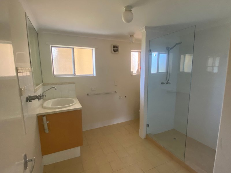 Photo - 25/79 Waverley Road, Coolbellup WA 6163 - Image 3