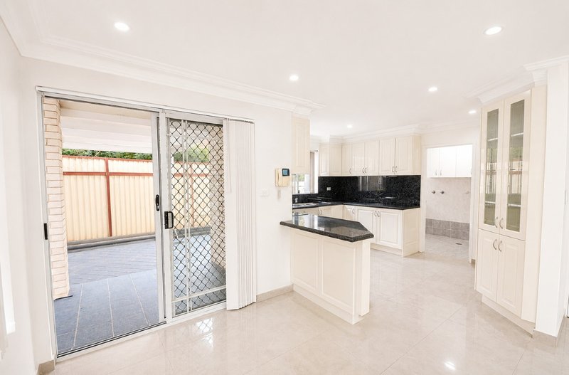 Photo - 2/57D Boronia Street, South Wentworthville NSW 2145 - Image 5