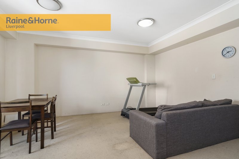 Photo - 25/8-10 Lachlan Street, Liverpool NSW 2170 - Image 7