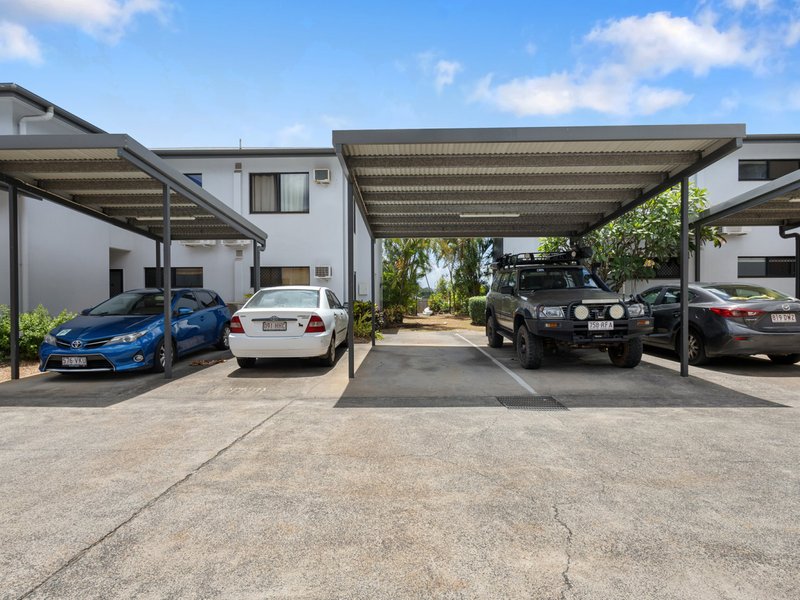 Photo - 2/58-70 Redlynch Intake Road, Redlynch QLD 4870 - Image 12