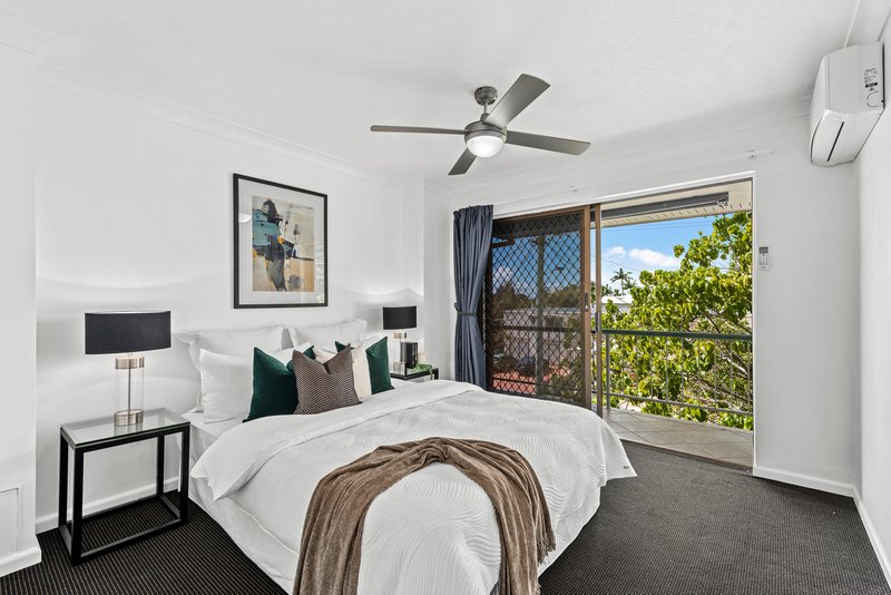 Photo - 2/58 College Street, Hamilton QLD 4007 - Image 11