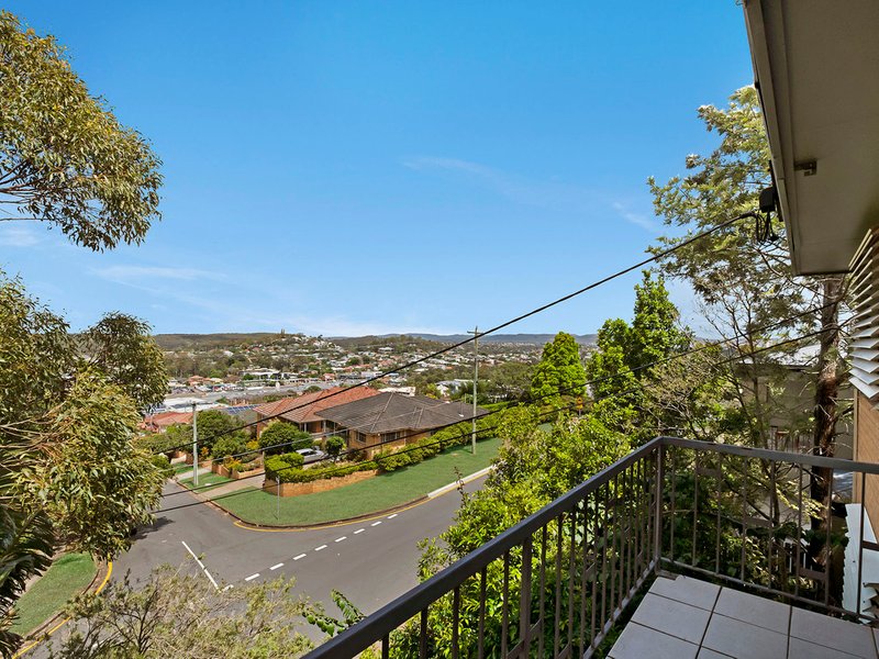 Photo - 2/58 Crest Street, Mount Gravatt East QLD 4122 - Image 12