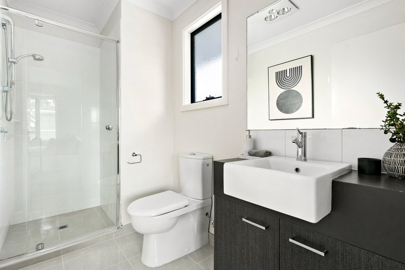 Photo - 2/58 Dunstan Avenue, Brunswick VIC 3056 - Image 8