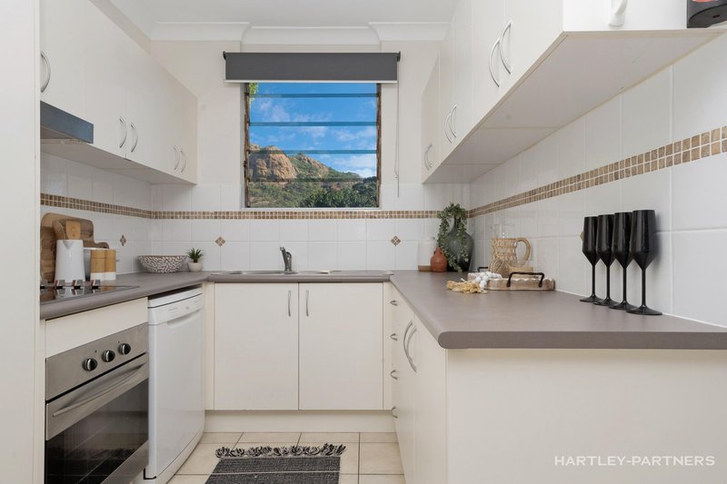 Photo - 2/58 Eyre Street, North Ward QLD 4810 - Image 2