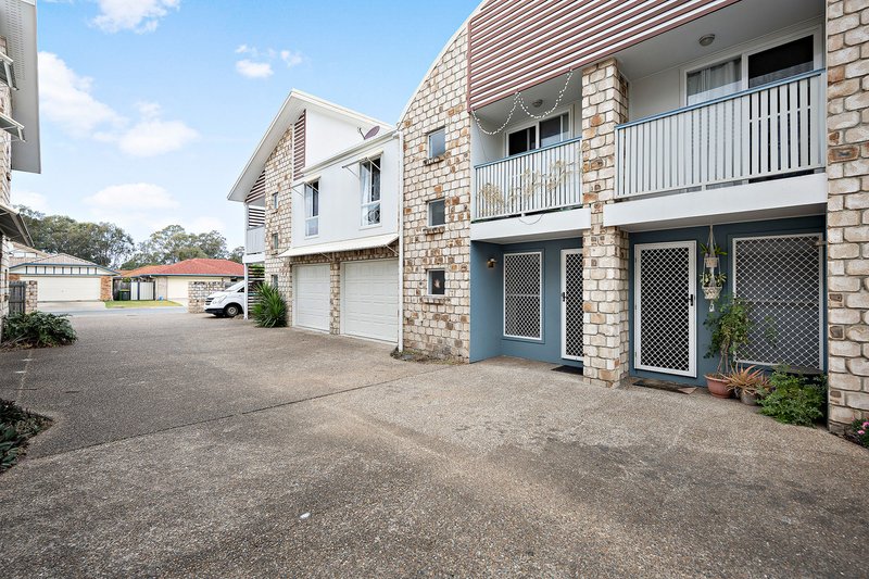 Photo - 2/58 Fleet Drive, Kippa-Ring QLD 4021 - Image 14