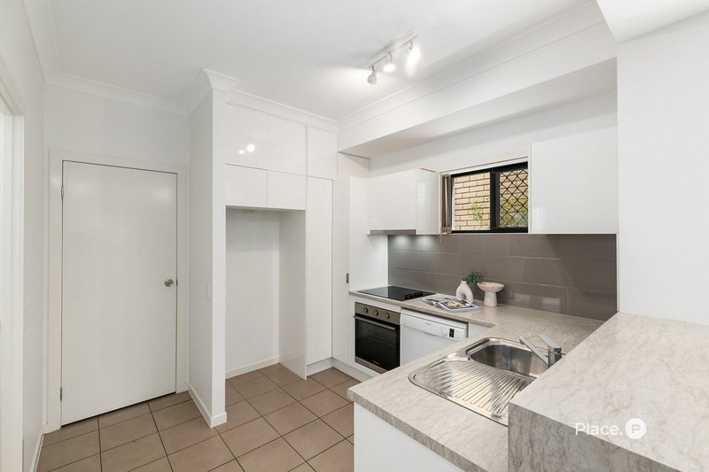 Photo - 2/58 Gustavson Street, Annerley QLD 4103 - Image 5