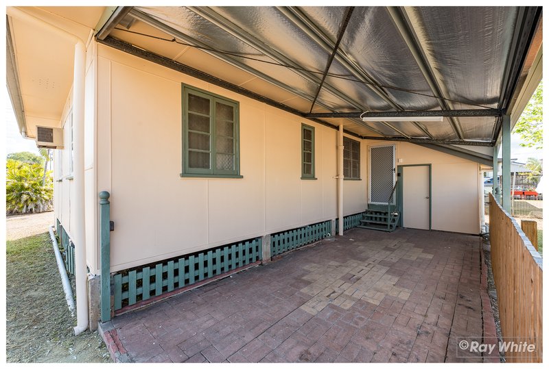 Photo - 258 Hook Street, Berserker QLD 4701 - Image 24