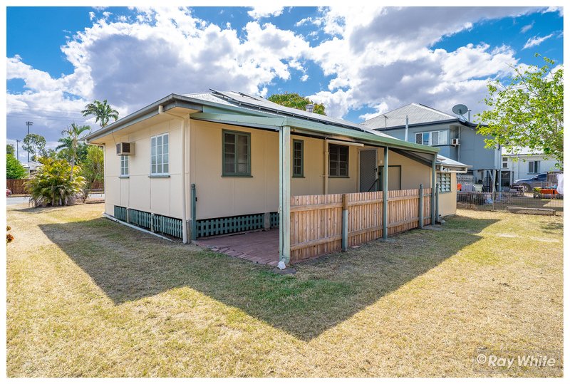 Photo - 258 Hook Street, Berserker QLD 4701 - Image 25