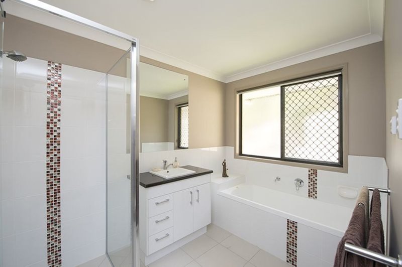 Photo - 258 Jim Whyte Way, Burua QLD 4680 - Image 5