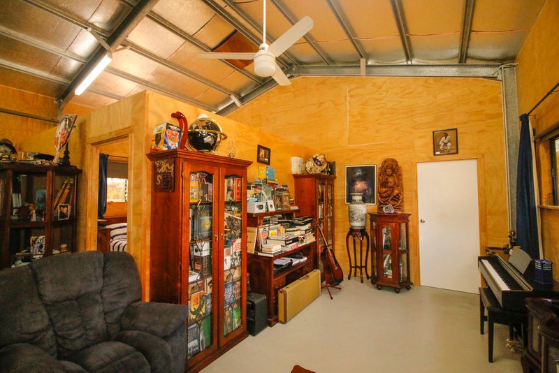 Photo - 258 Lady Elliot Drive, Agnes Water QLD 4677 - Image 7