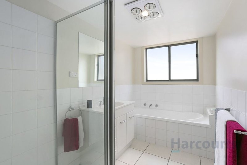 Photo - 2/58 Malachi Drive, Kingston TAS 7050 - Image 5