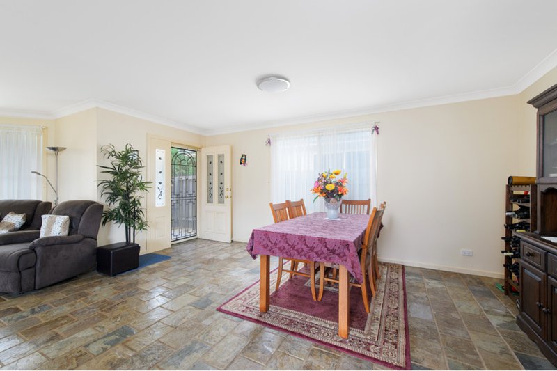 Photo - 2/58 Marian Drive, Port Macquarie NSW 2444 - Image 4